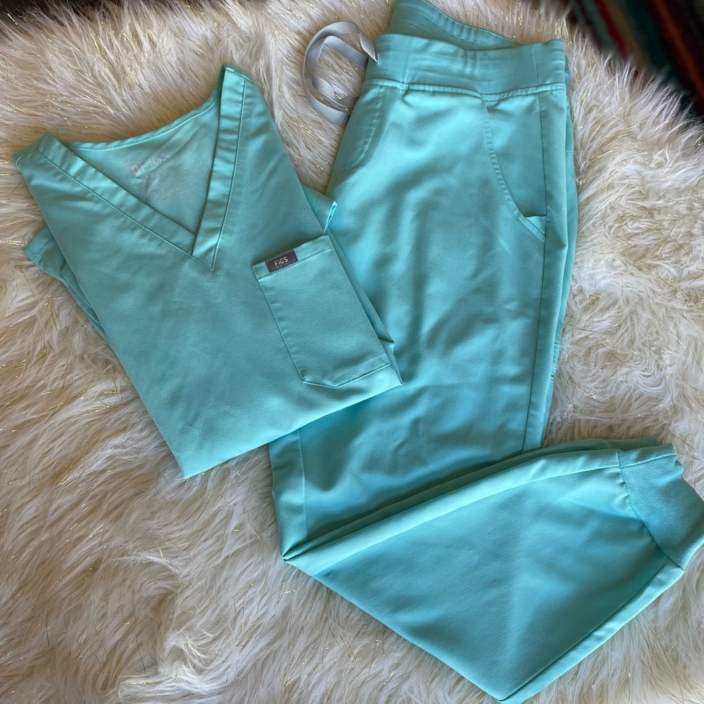 Figs scrubs.
